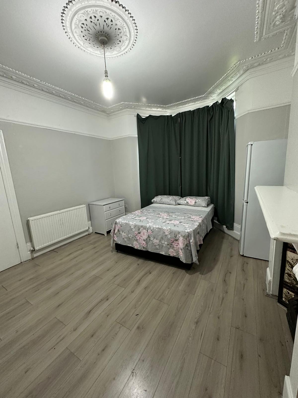 🌟 Double/Single Room – Talbot Road, Seven Sisters (N15 4DF)